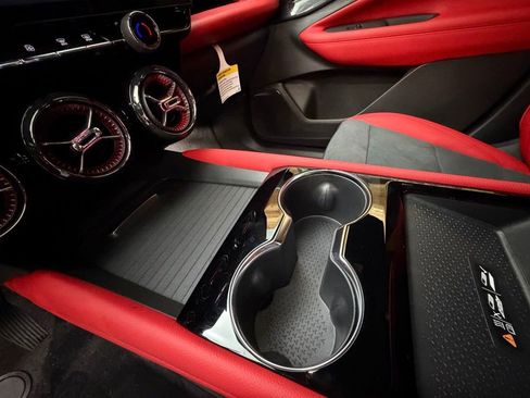 New 2025 Chevrolet Blazer EV RS image 17