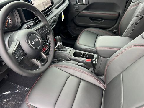 New 2026 Jeep Wrangler Unlimited Rubicon image 12