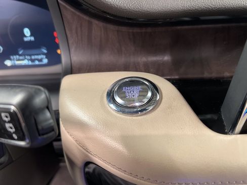 Used 2022 Lincoln Aviator Reserve w/ Equipment Group 201A image 16