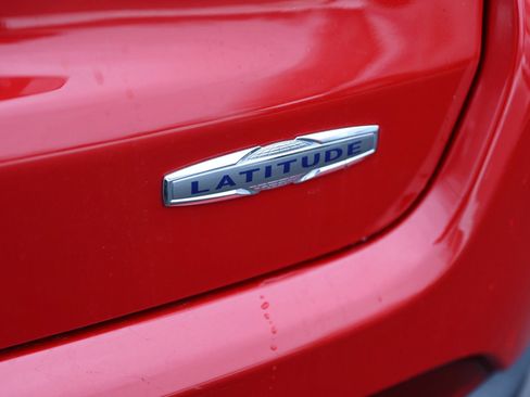 Used 2021 Jeep Compass Latitude w/ Convenience Group image 11