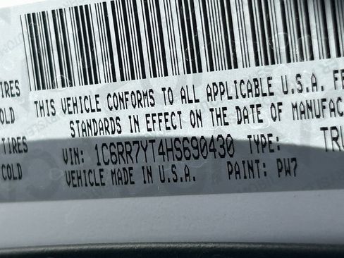Used 2017 RAM 1500 Rebel w/ Luxury Group image 38