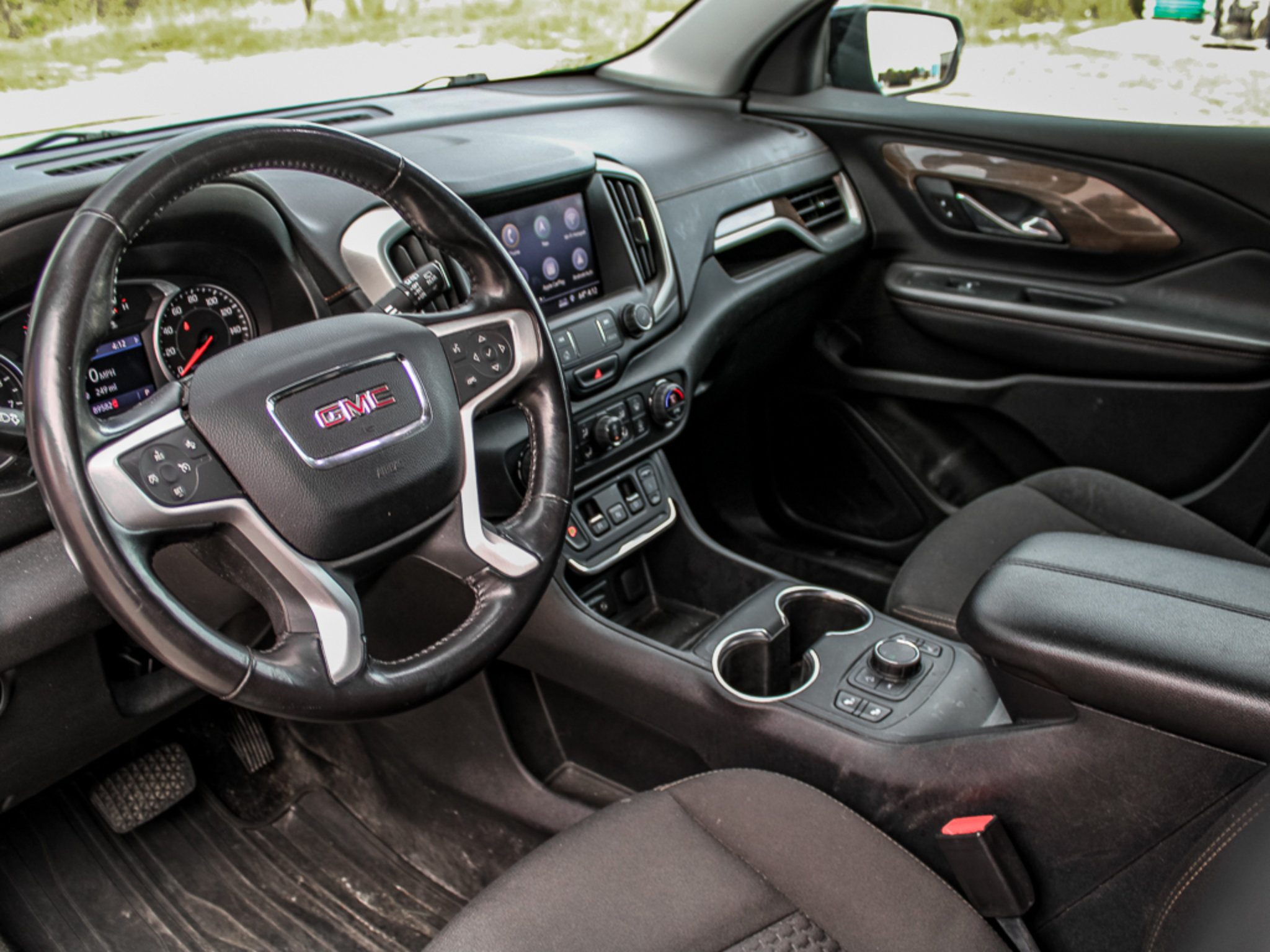 Used 2020 GMC Terrain SLE w/ Driver Convenience Package FWD image 19