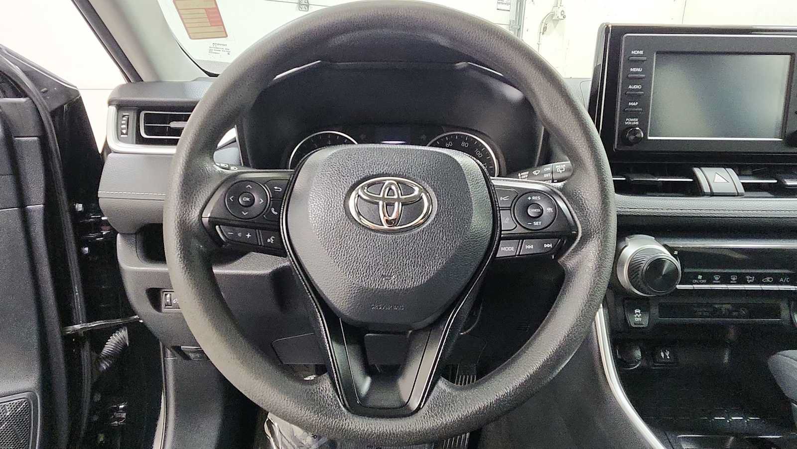 Certified 2019 Toyota RAV4 LE w/ Carpet Mat Package AWD/4WD image 16