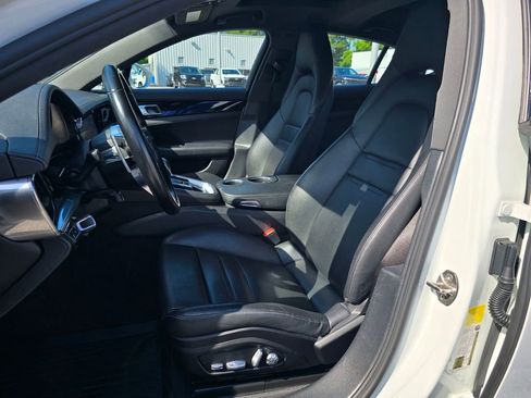 Used 2020 Porsche Panamera 4 AWD/4WD image 9