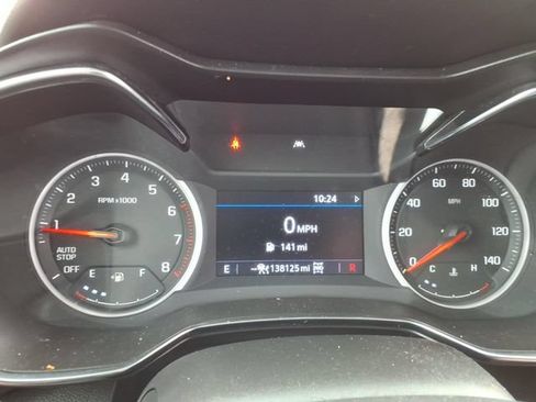 Used 2023 Chevrolet TrailBlazer LT AWD/4WD image 29