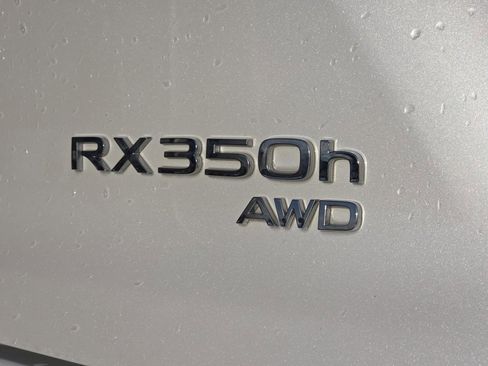 Used 2023 Lexus RX 350h image 9