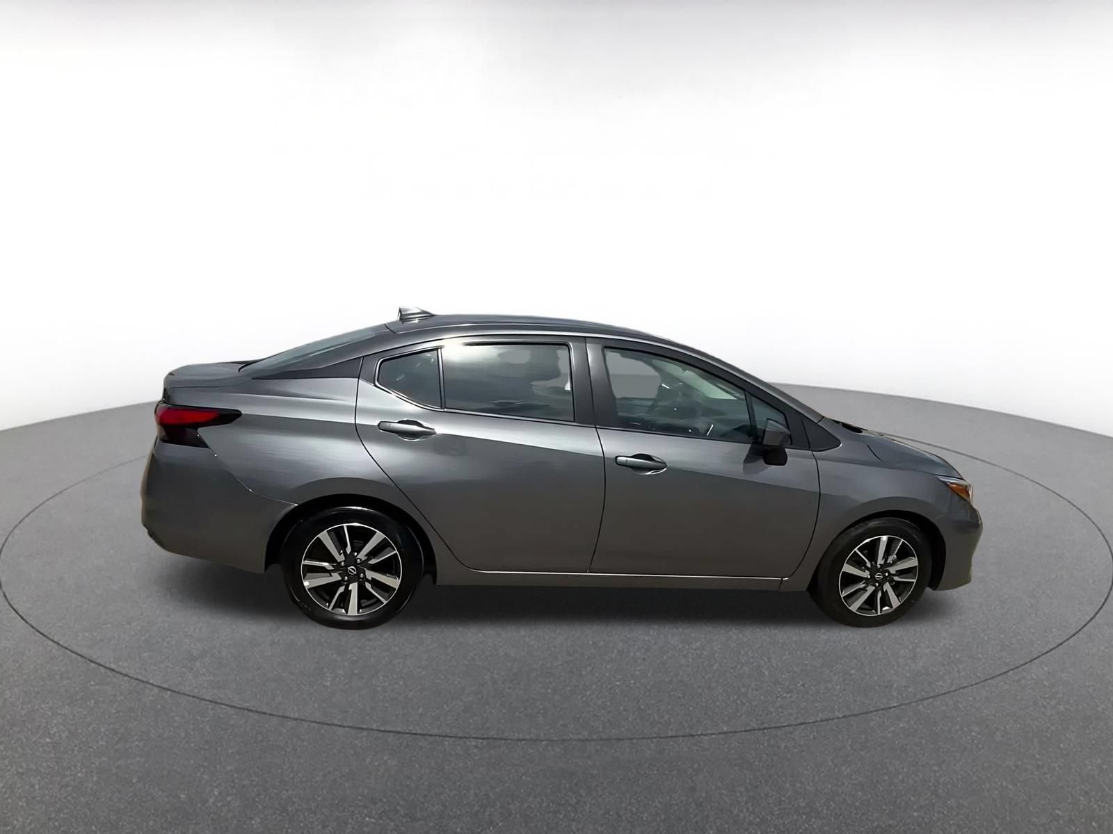 Used 2025 Nissan Versa SV FWD image 13