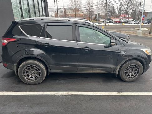 Used 2017 Ford Escape Titanium w/ Equipment Group 301A image 8