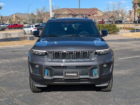 Used 2023 Jeep Grand Cherokee Overland w/ Luxury Tech Group IV image 2