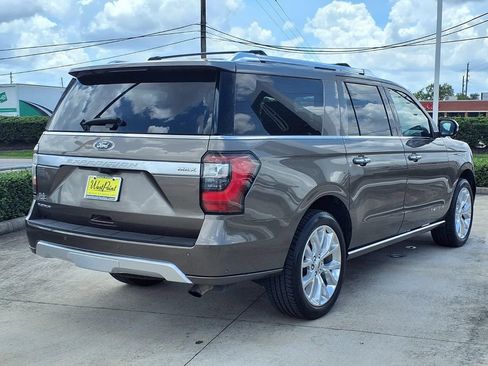 Used 2019 Ford Expedition Max Platinum RWD image 2