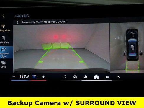 Used 2024 BMW 760i xDrive w/ Executive Package image 18