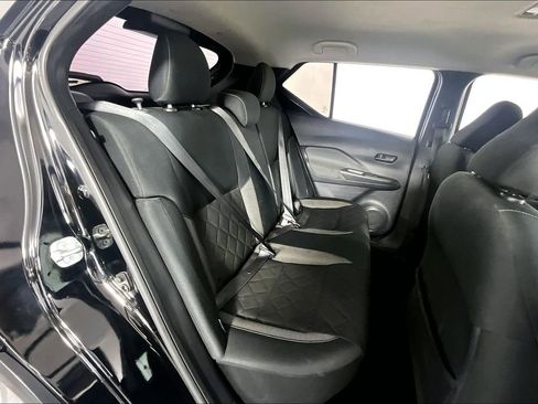 Used 2020 Nissan Kicks S FWD image 27