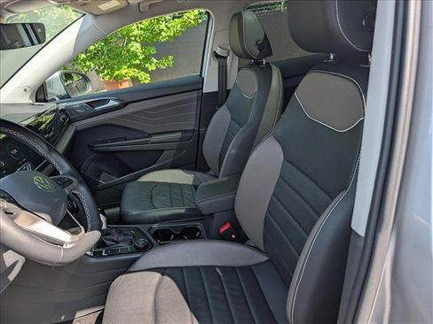 Certified 2024 Volkswagen Taos SEL AWD/4WD image 28