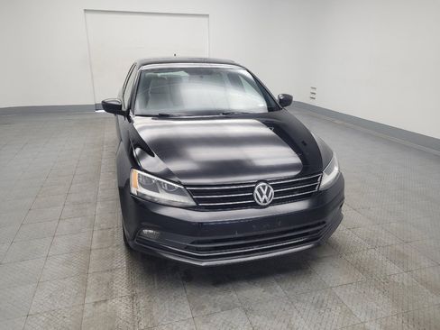 Used 2016 Volkswagen Jetta Sport image 14