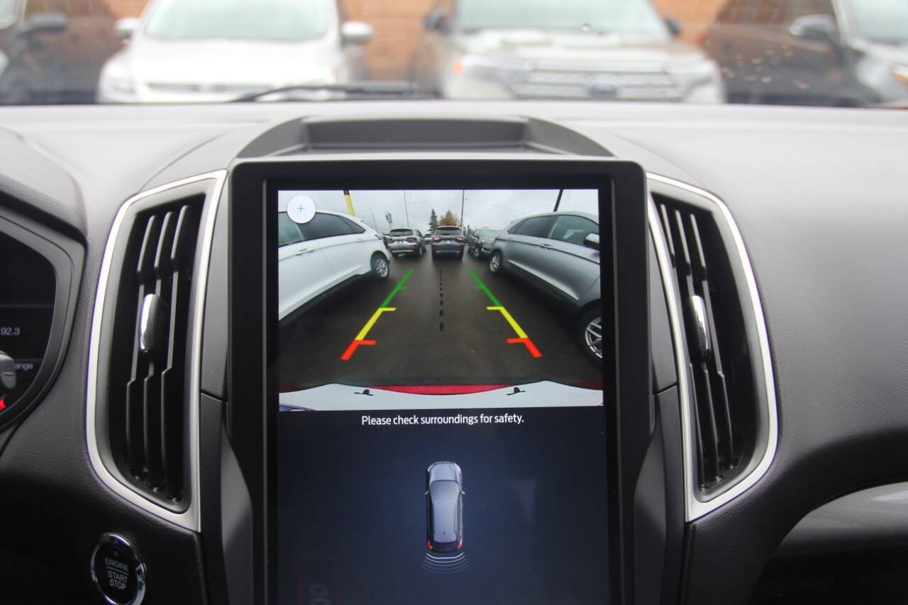 Used 2024 Ford Edge SEL AWD/4WD image 30