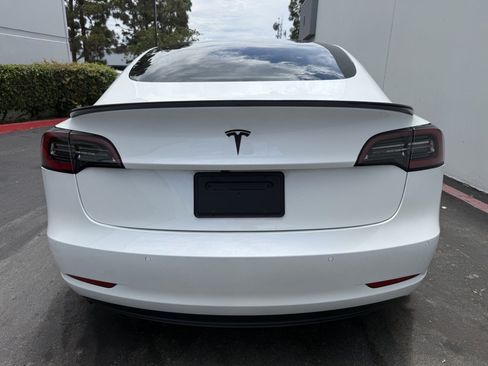 Used 2021 Tesla Model 3 Standard Range Plus RWD image 9