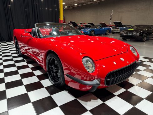 Used 1999 Chevrolet Corvette Convertible w/ Memory Pkg RWD image 19