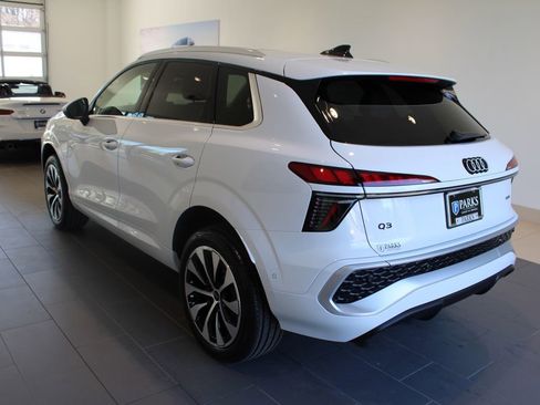 New 2026 Audi Q3 quattro 2.0T AWD/4WD image 32