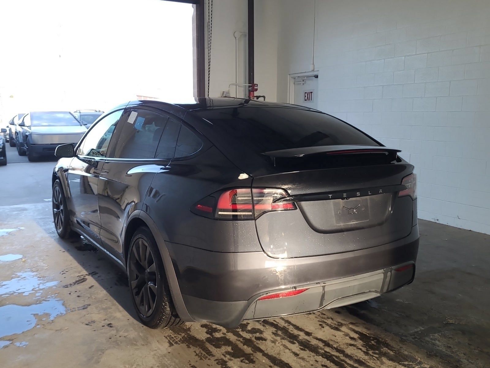 Used 2023 Tesla Model X AWD/4WD image 9