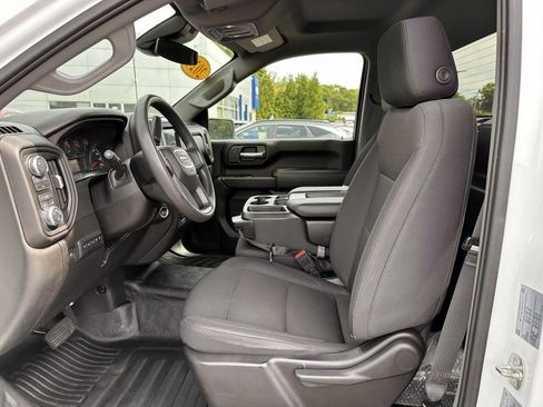 Used 2024 GMC Sierra 3500 Pro w/ Convenience Package AWD/4WD image 11