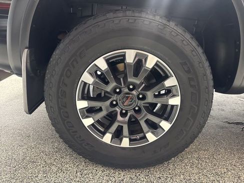 Used 2021 Nissan Titan PRO-4X w/ Pro-4x Convenience Package image 23