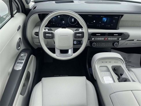 Certified 2026 Hyundai Palisade Calligraphy image 11