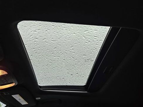 Used 2024 Dodge Durango GT image 24