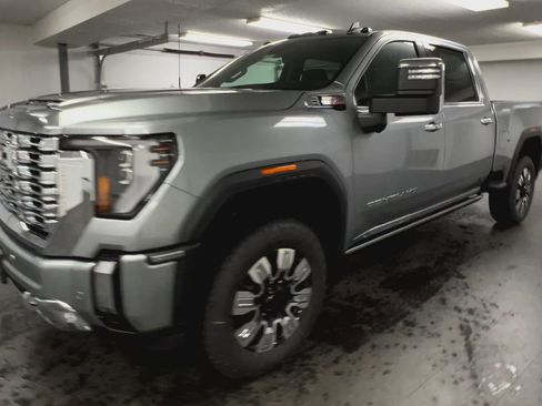 New 2026 GMC Sierra 2500 Denali w/ Denali Reserve Package image 40