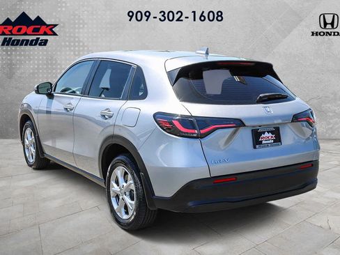 Certified 2023 Honda HR-V LX image 7