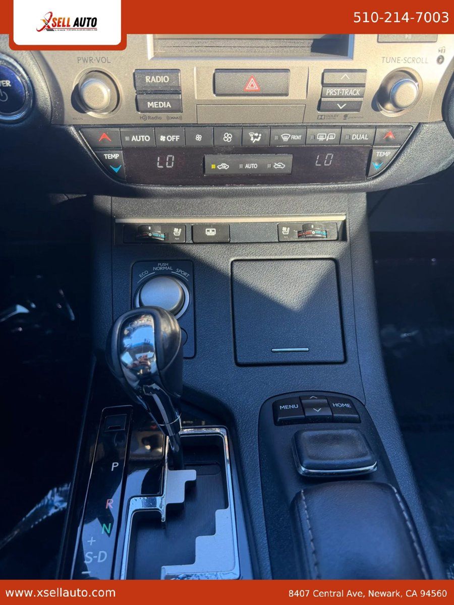 Used 2015 Lexus ES 300h w/ Navigation System Package FWD image 16