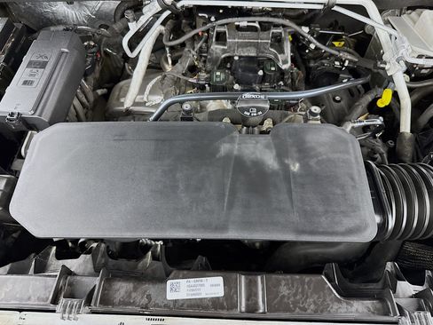 Used 2023 Chevrolet Colorado LT w/ LT Convenience Package image 38