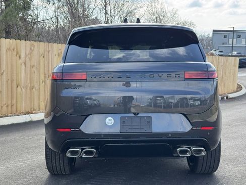 New 2025 Land Rover Range Rover Sport Dynamic SE image 7