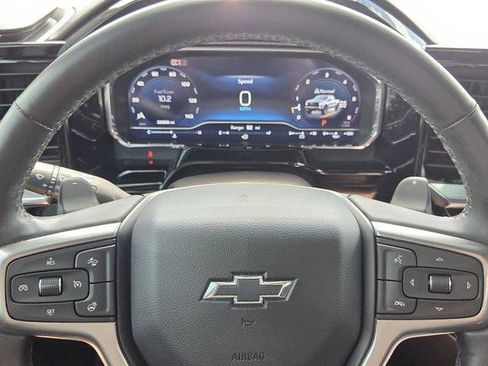 Used 2024 Chevrolet Silverado 1500 LT Trail Boss w/ Convenience Package II AWD/4WD image 21