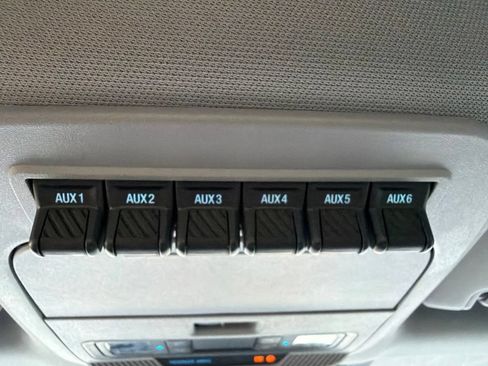 Used 2024 Ford F250 XLT w/ Black Appearance Package AWD/4WD image 17
