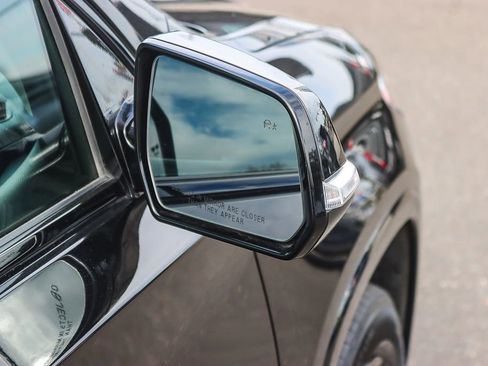 Used 2020 Chevrolet Traverse Premier w/ Redline Edition image 15