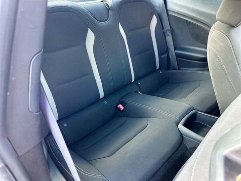 Used 2020 Chevrolet Camaro LT RWD image 17