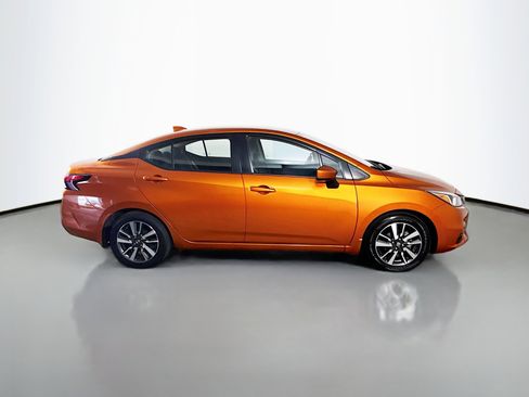 Used 2022 Nissan Versa SV w/ Trunk Package FWD image 11