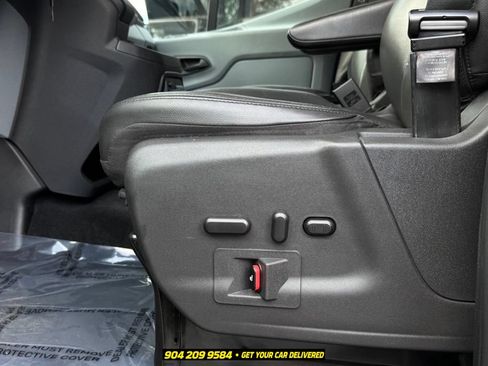 Used 2018 Ford Transit 150 XLT RWD image 13