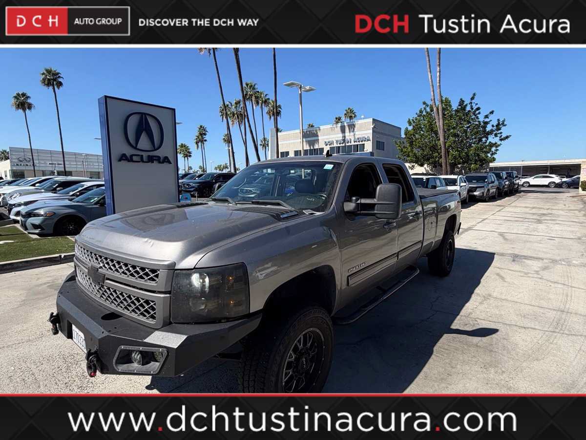 Used 2013 Chevrolet Silverado 2500 LT w/ Z71 Appearance Package AWD/4WD image 1