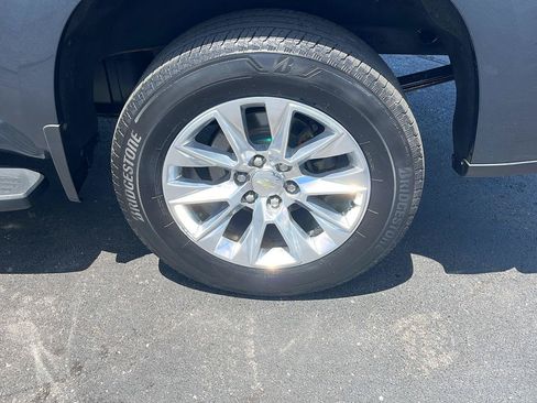 Used 2019 Chevrolet Silverado 1500 LTZ w/ LTZ Plus Package AWD/4WD image 34