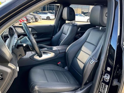 Used 2021 Mercedes-Benz GLS 450 4MATIC image 7