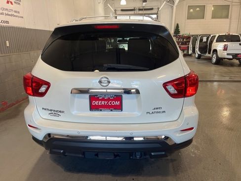 Certified 2019 Nissan Pathfinder Platinum image 4
