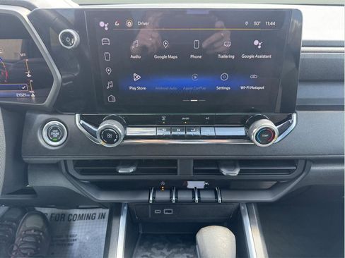 Used 2023 Chevrolet Colorado Trail Boss w/ Advanced Trailering Package AWD/4WD image 17
