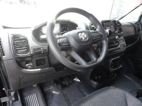 Used 2023 RAM ProMaster 2500 FWD image 8