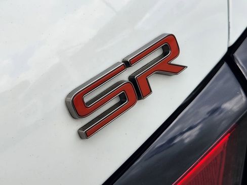 Used 2025 Nissan Altima 2.5 SR FWD image 12