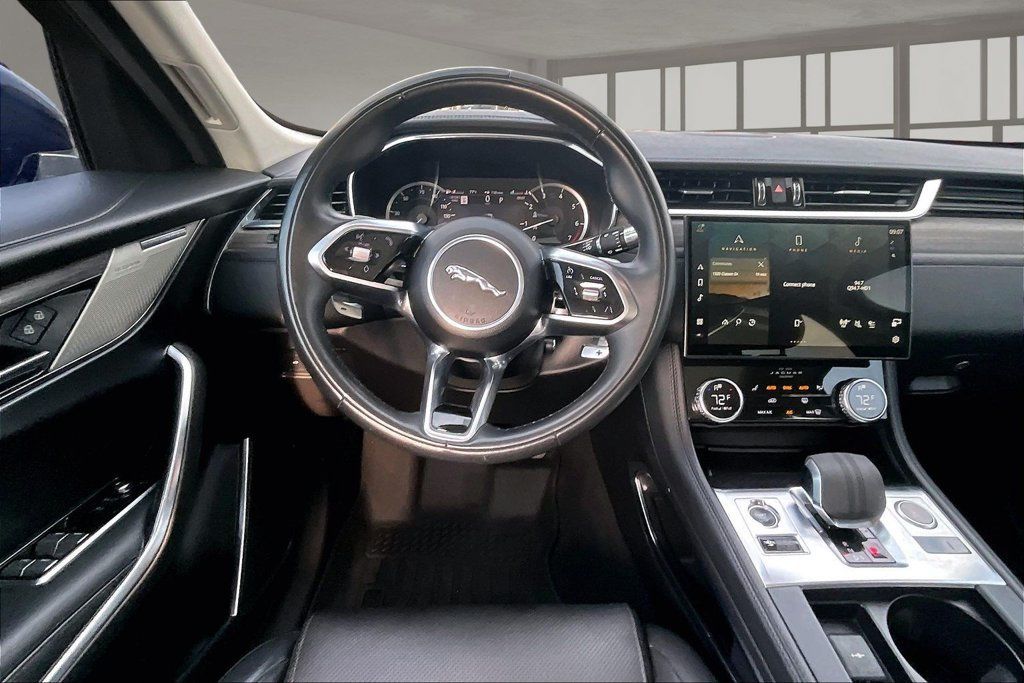 Used 2022 Jaguar F-PACE S AWD/4WD image 5