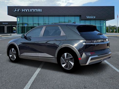 New 2026 Hyundai Ioniq 5 SE RWD image 4