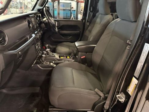 Used 2021 Jeep Wrangler Unlimited Sport w/ Cold Weather Group AWD/4WD image 47