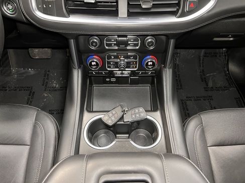 Used 2023 Chevrolet Tahoe Z71 w/ Luxury Package image 8