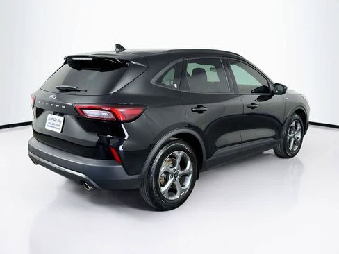 Certified 2025 Ford Escape ST-Line FWD image 24